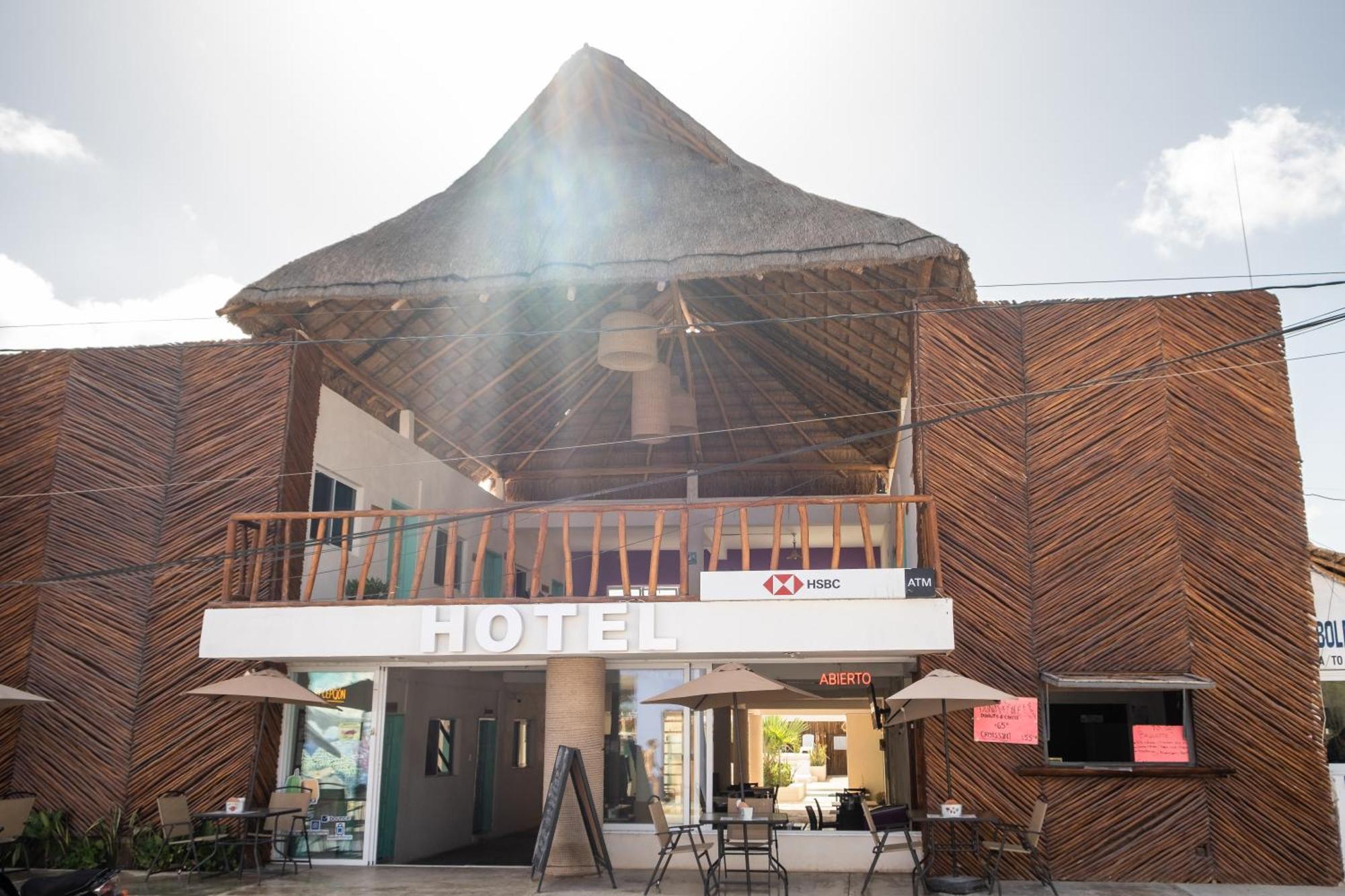 Hotel Pelicano Chiquila Exterior photo